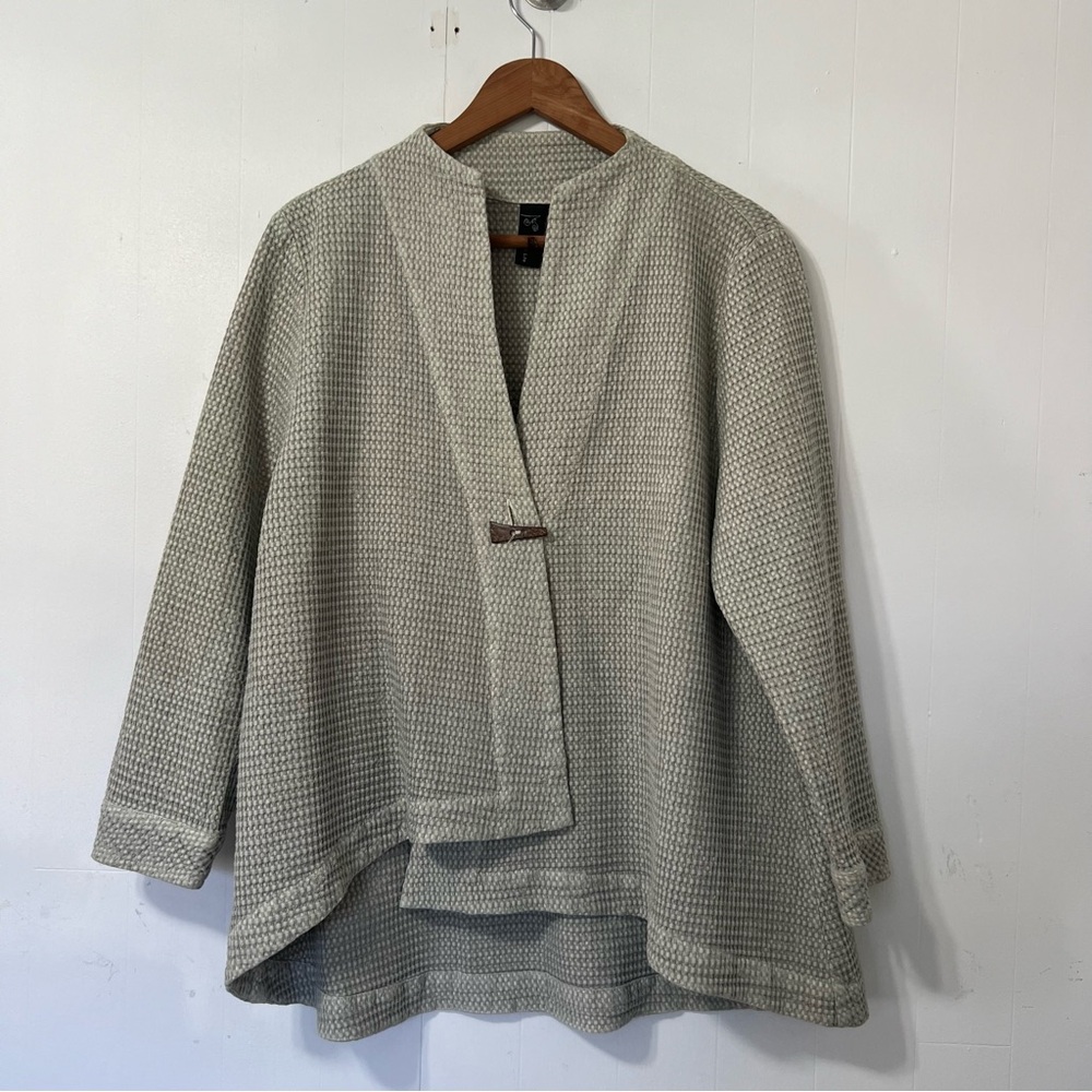 Light Sage/Gray Women's Waffle  Knit Wrap/Cardigan-Like New - Picture 14 of 16